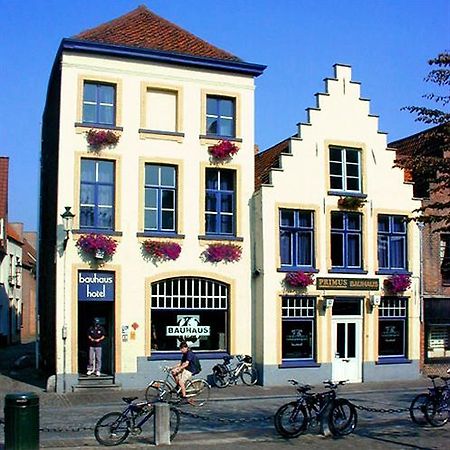 St Christopher'S Inn Hostel At The Bauhaus Brugge Ngoại thất bức ảnh
