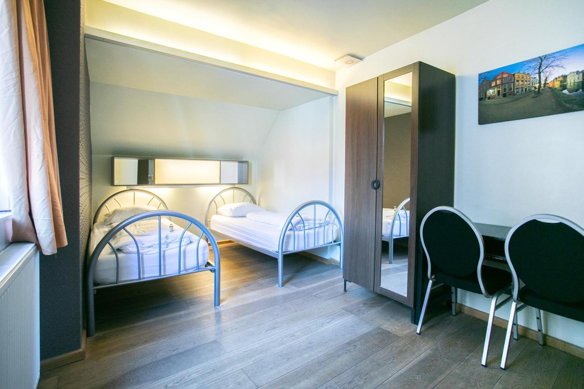 St Christopher'S Inn Hostel At The Bauhaus Brugge Phòng bức ảnh