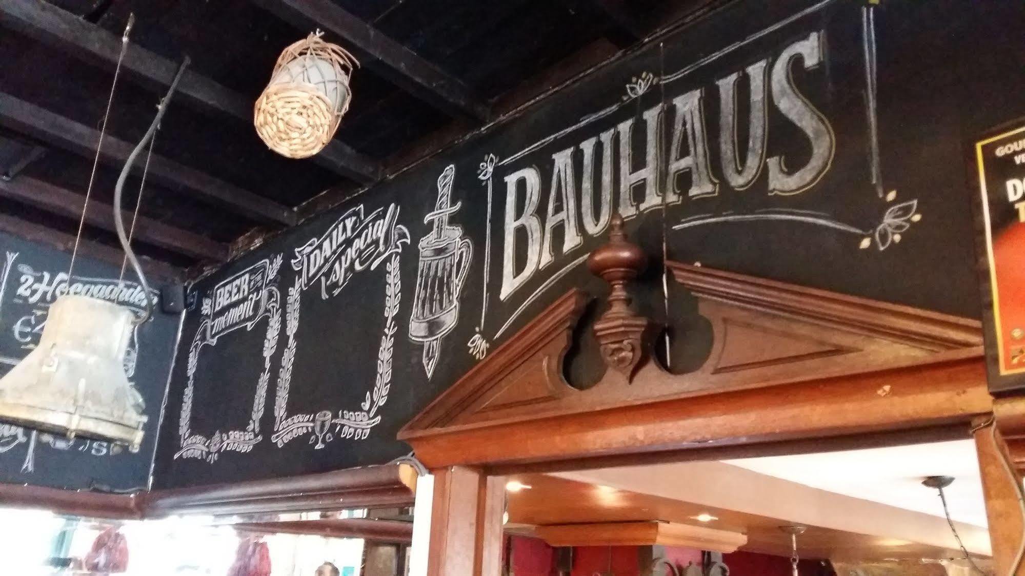 St Christopher'S Inn Hostel At The Bauhaus Brugge Ngoại thất bức ảnh