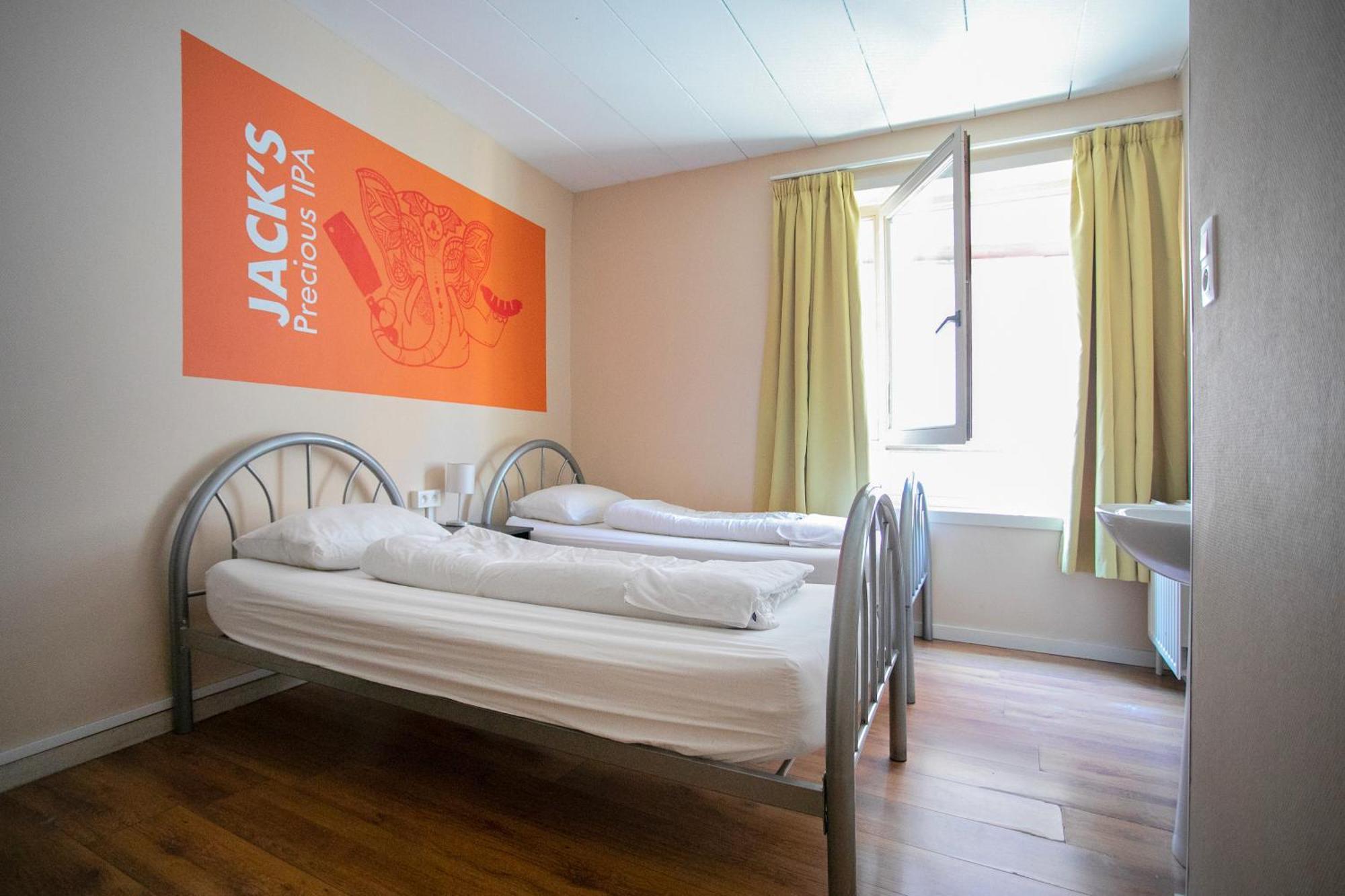 St Christopher'S Inn Hostel At The Bauhaus Brugge Ngoại thất bức ảnh